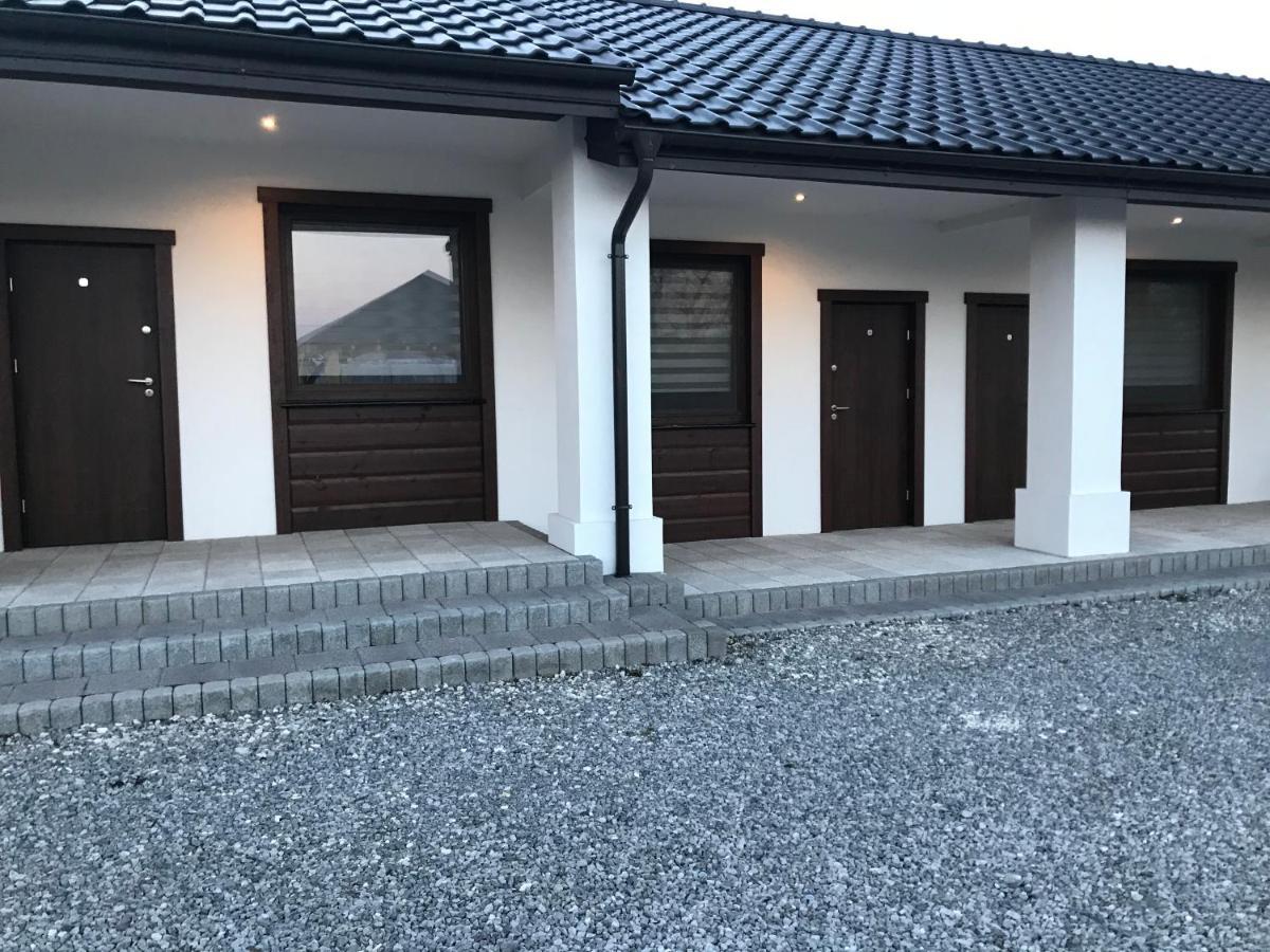 Gosciniec Krepa Hotel Lipsko Eksteriør billede