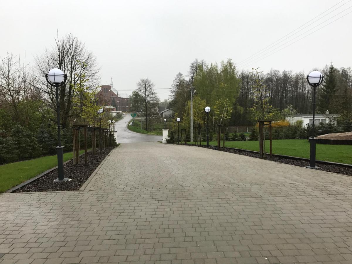 Gosciniec Krepa Hotel Lipsko Eksteriør billede